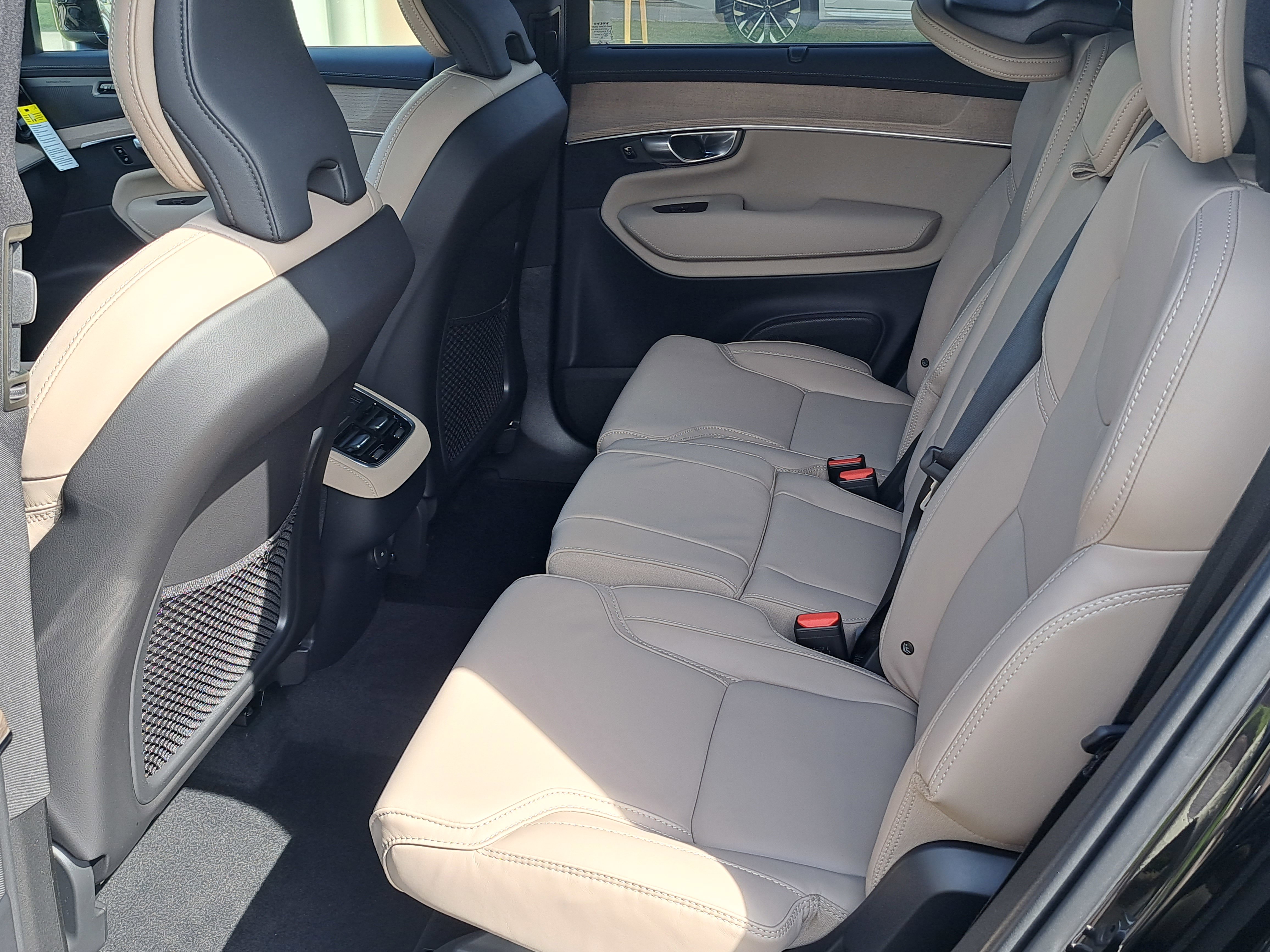New 2026 Volvo XC90 B6 Ultra image 7