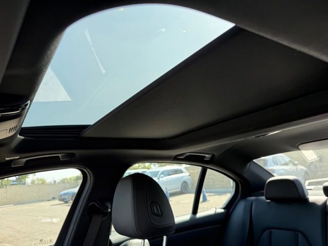 Used 2025 BMW 330i xDrive Sedan w/ M Sport Package image 22