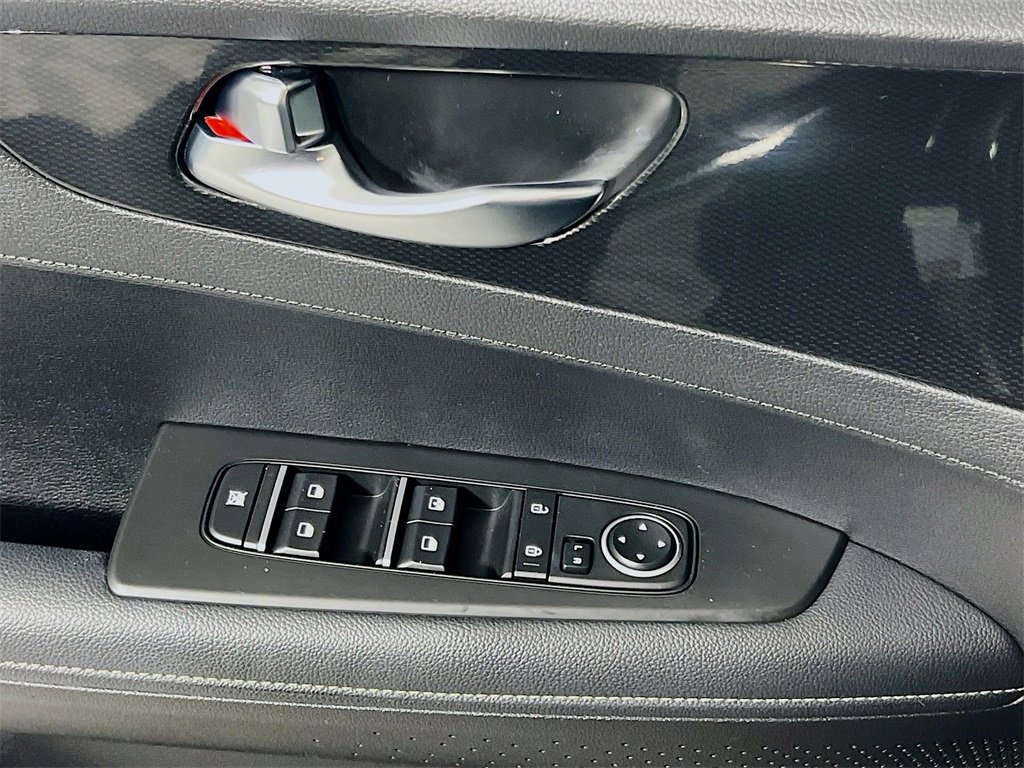 Certified 2023 Kia Forte GT-Line w/ GT-Line Technology Package image 19