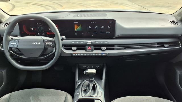 Used 2025 Kia K4 LXS image 19