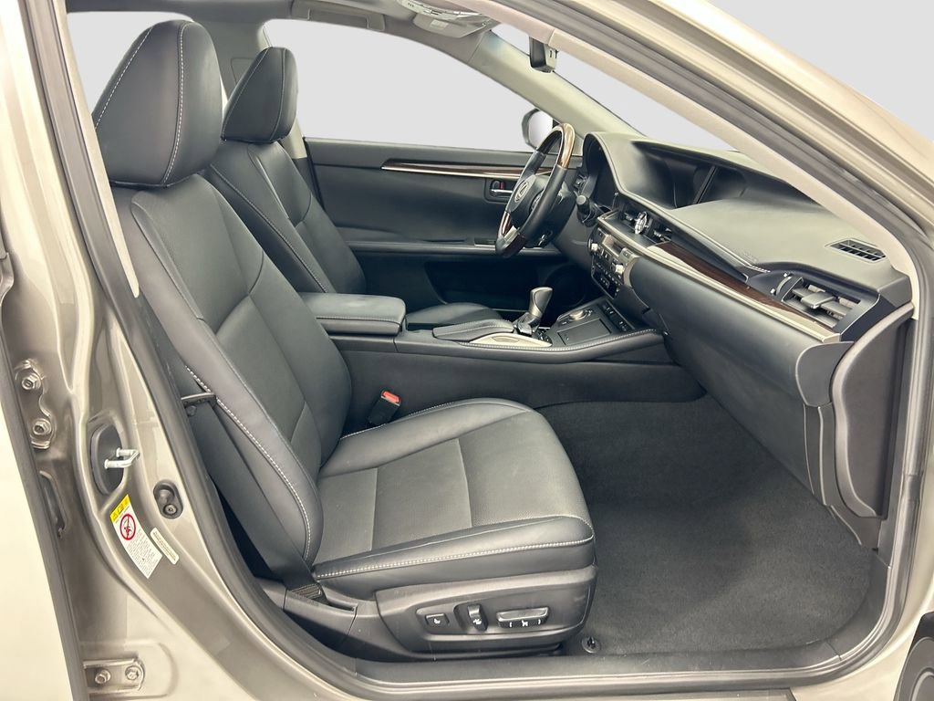 Used 2017 Lexus ES 350 image 19