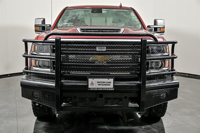 Used 2018 Chevrolet Silverado 2500 High Country w/ Duramax Plus Package AWD/4WD image 4