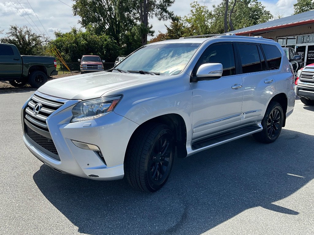 Used 2015 Lexus GX 460 image 8