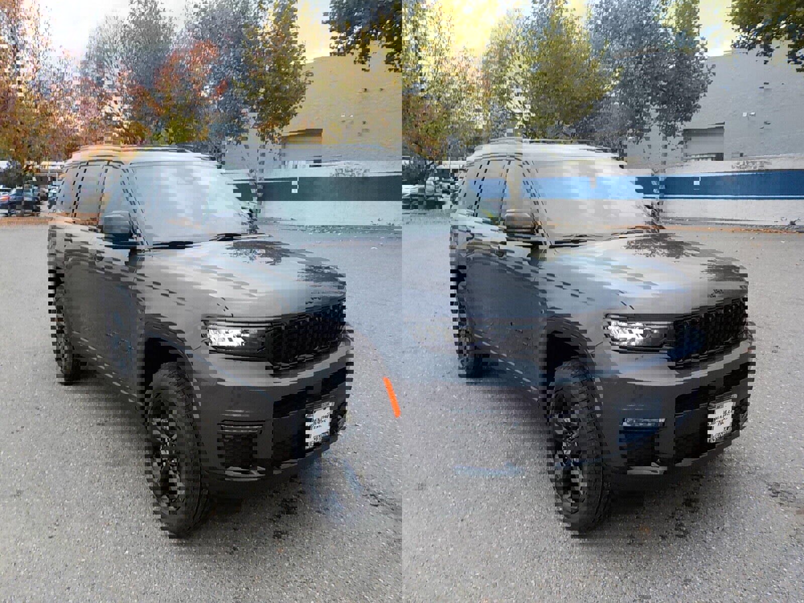 New 2025 Jeep Grand Cherokee L Limited w/ Black Appearance Package image 15