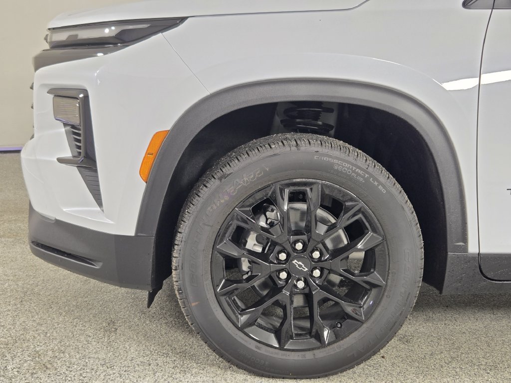 New 2026 Chevrolet Traverse LT w/ Midnight/Sport Edition FWD image 9