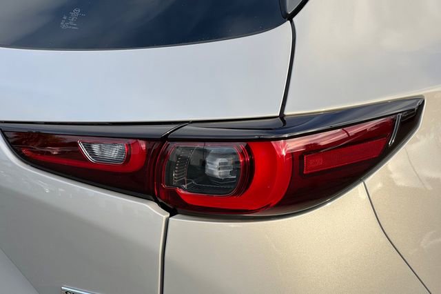 New 2025 MAZDA CX-5 AWD 2.5 S w/ Select Package image 32