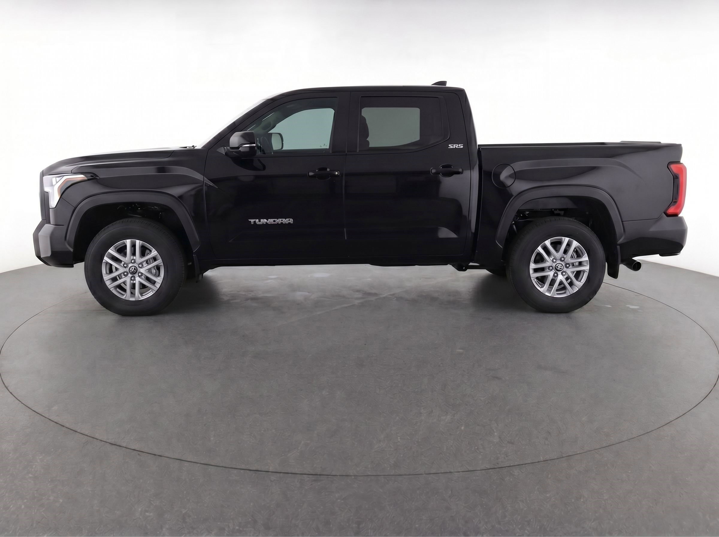 New 2026 Toyota Tundra SR5 AWD/4WD image 7