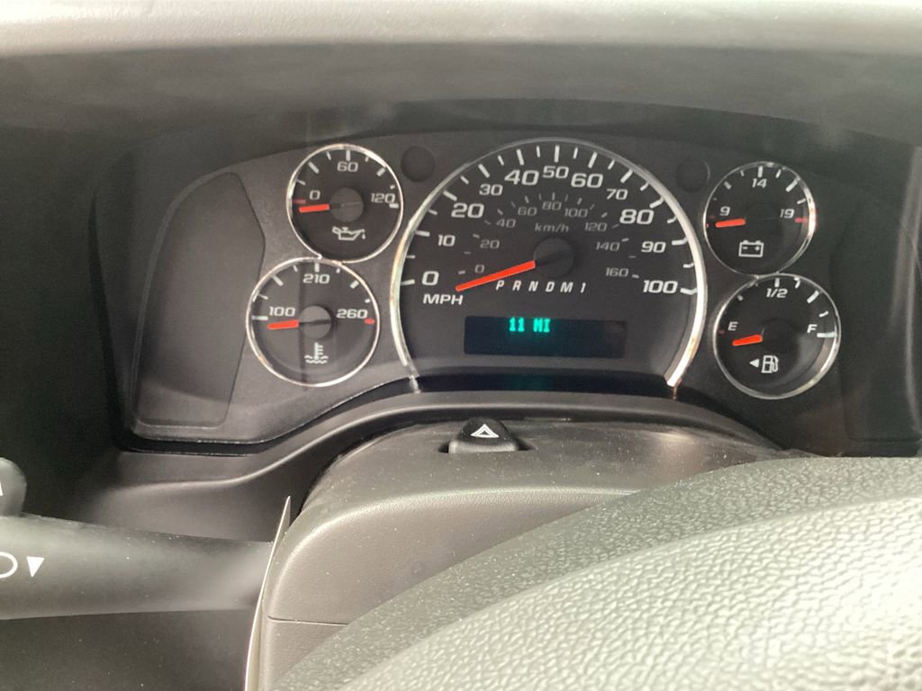 New 2025 Chevrolet Express 2500 image 13