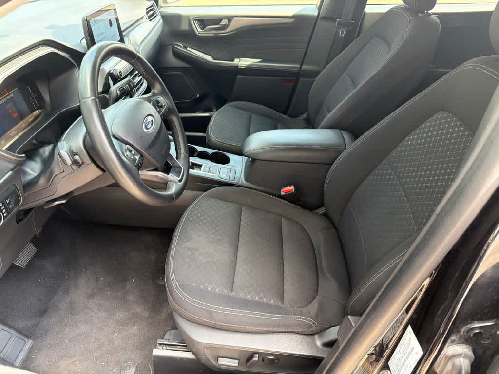 Used 2024 Ford Escape Active FWD image 9