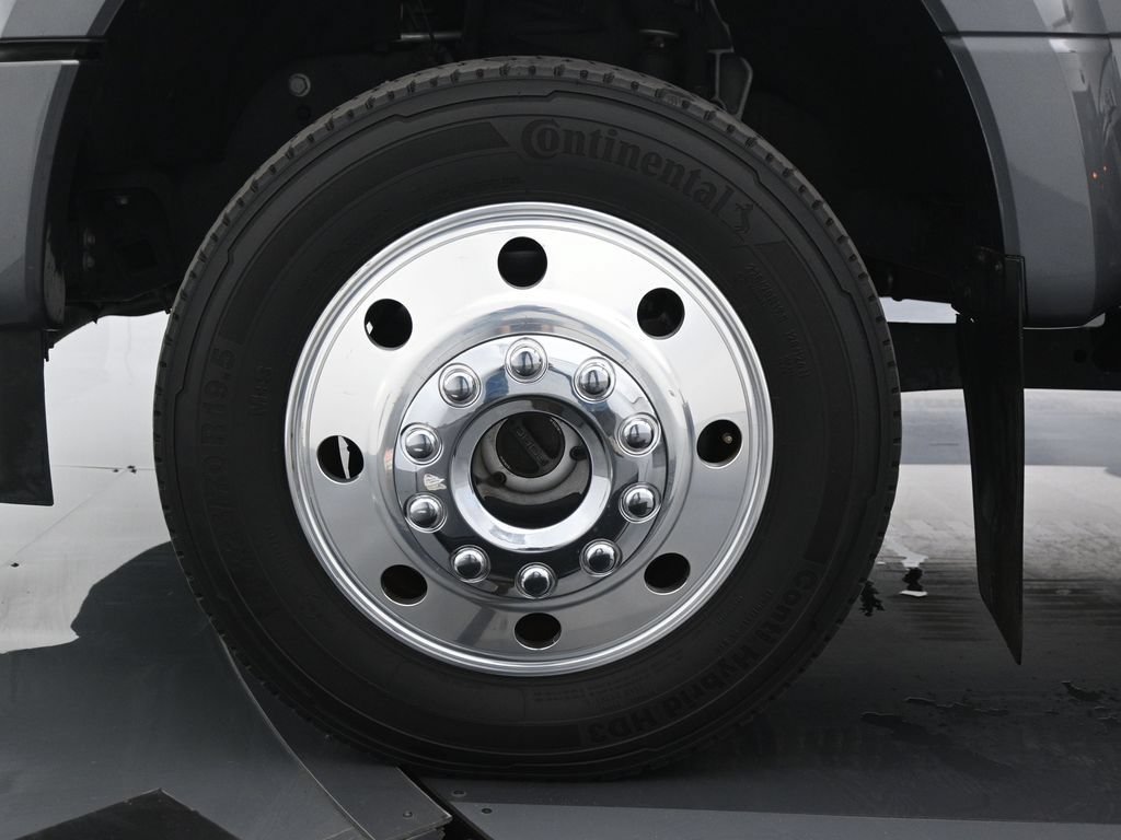 Certified 2021 Ford F450 Platinum AWD/4WD image 27