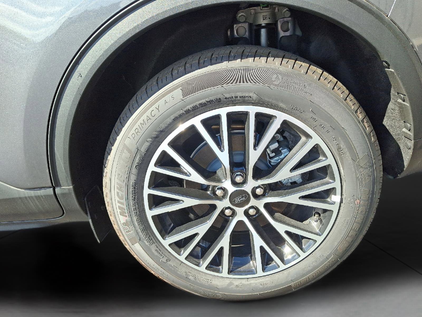 New 2024 Ford Escape SE w/ PHEV Premium Package image 5