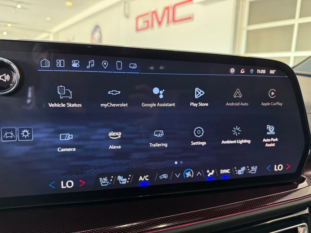 Certified 2025 Chevrolet Traverse RS AWD/4WD image 19