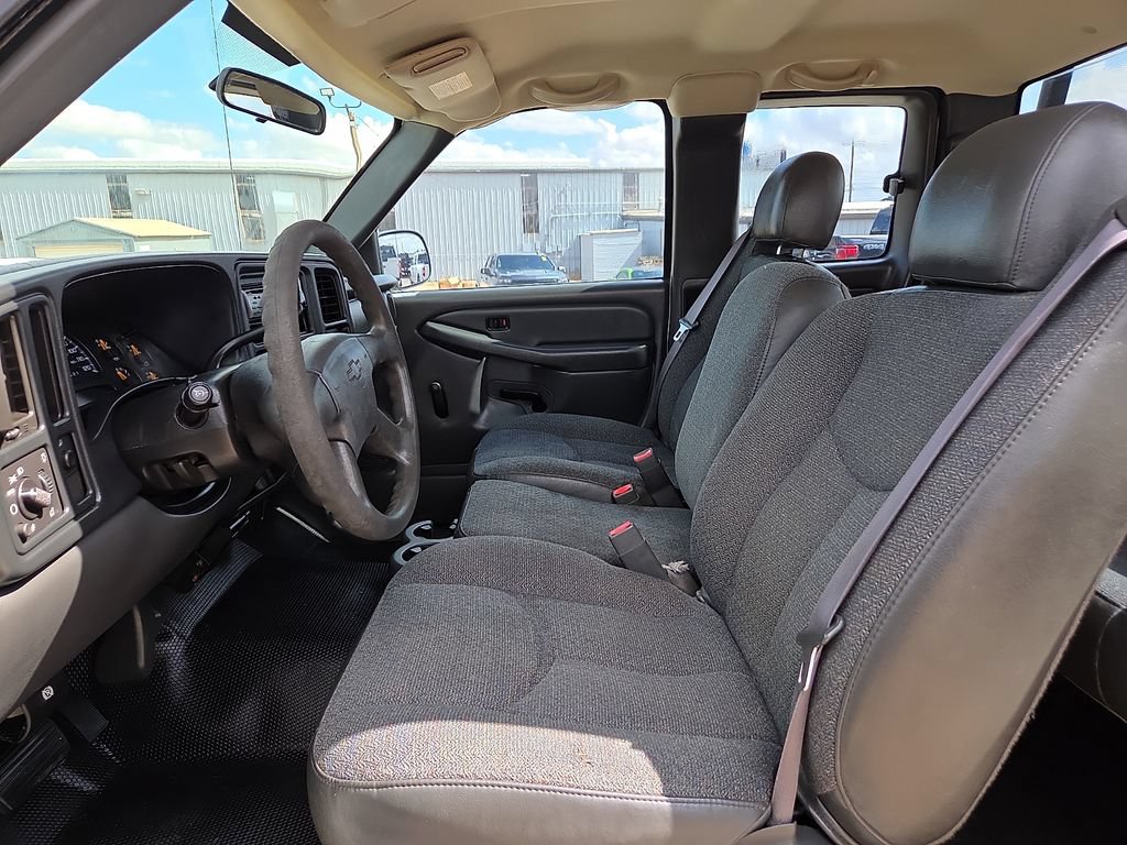 Used 2006 Chevrolet Silverado 2500 W/T RWD image 17