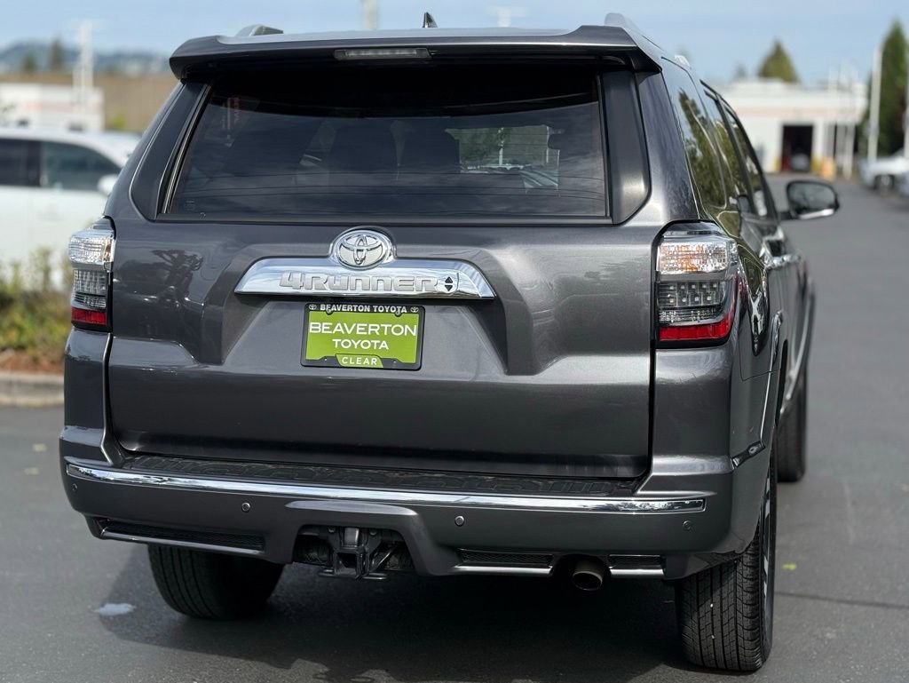 Used 2022 Toyota 4Runner Limited AWD/4WD image 5