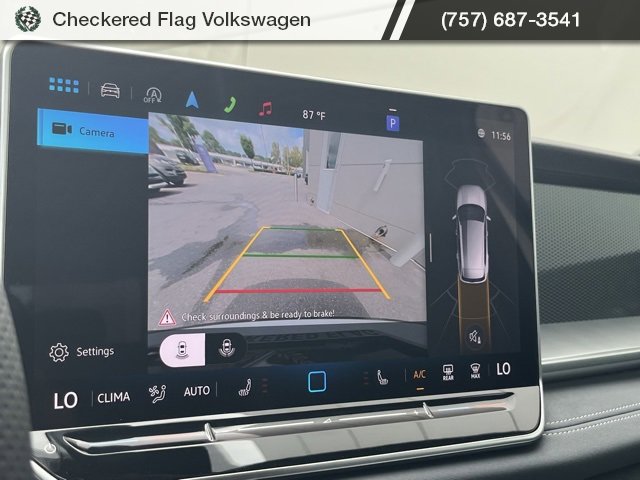 New 2025 Volkswagen Tiguan SE R-Line image 7