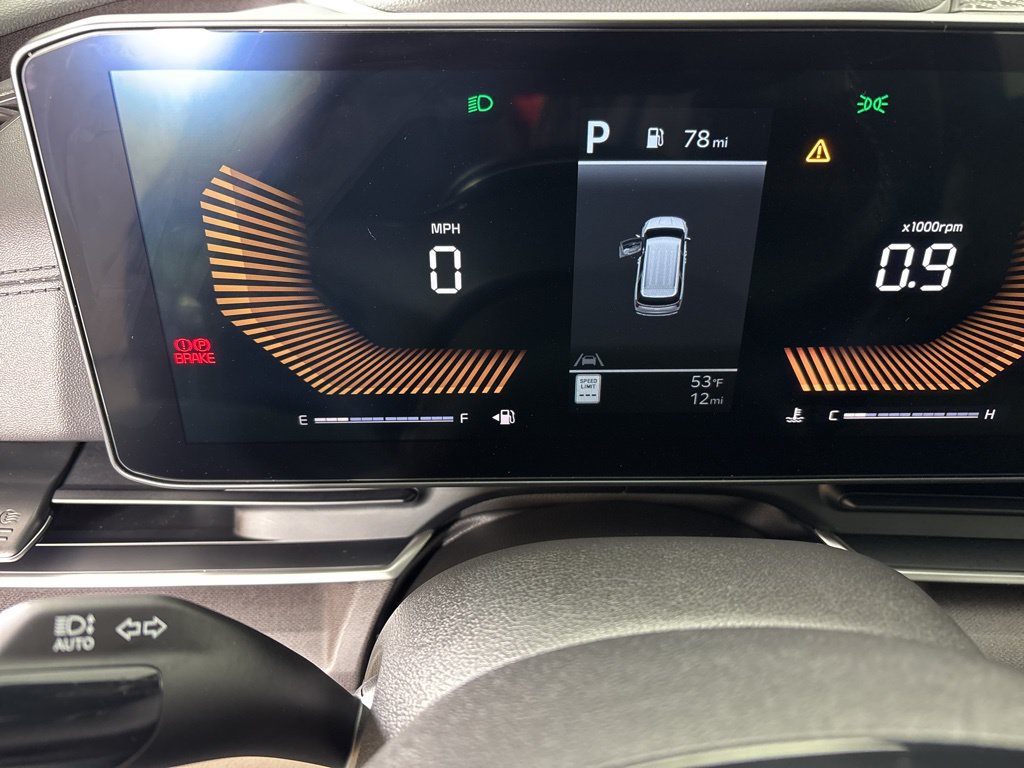 New 2026 Kia Carnival EX FWD image 23