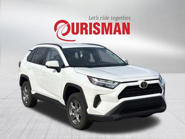 Used 2025 Toyota RAV4 XLE