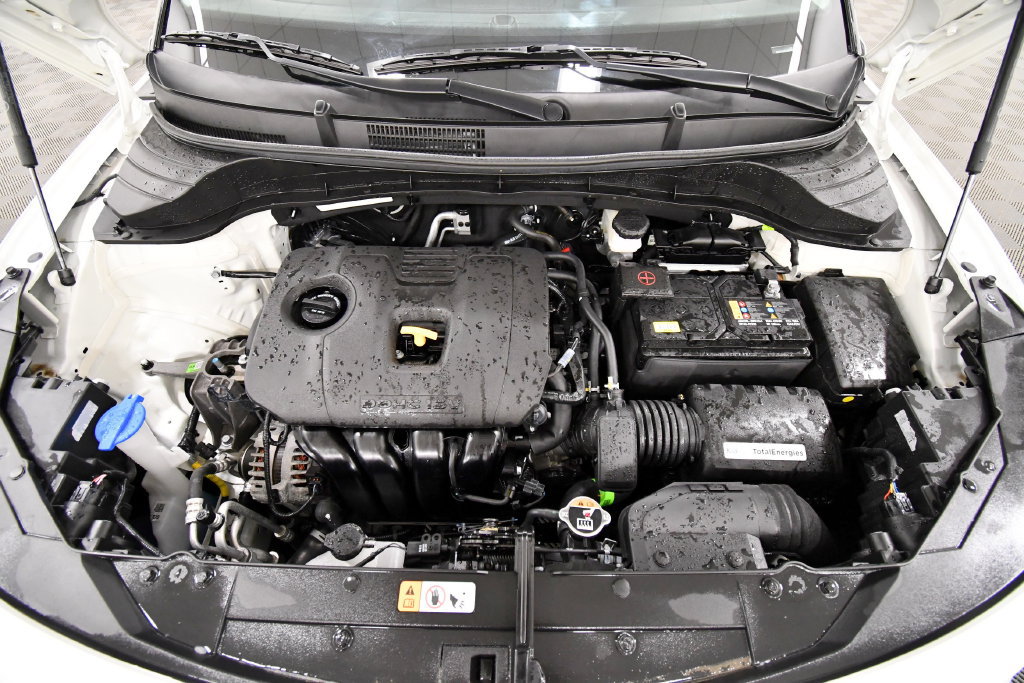 Certified 2025 Kia Soul LX FWD image 12