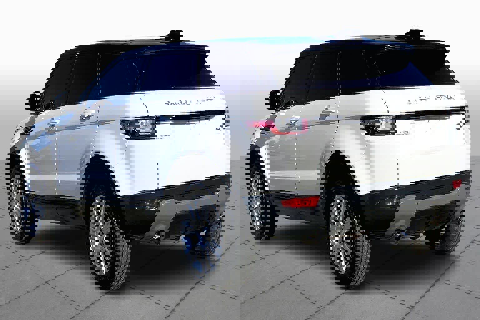 Used 2018 Land Rover Range Rover Evoque SE Premium AWD/4WD image 11