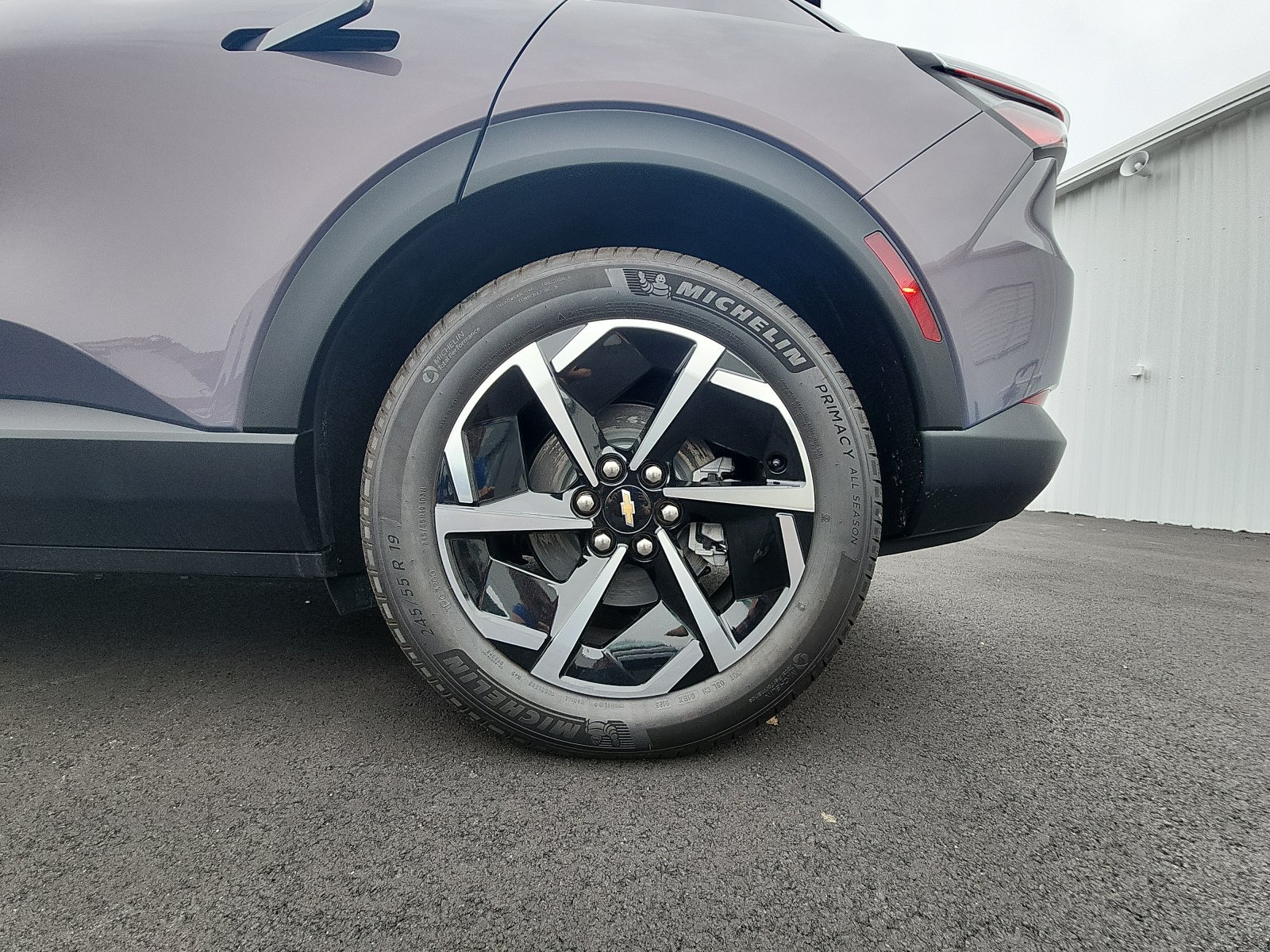 New 2026 Chevrolet Equinox EV LT FWD image 9