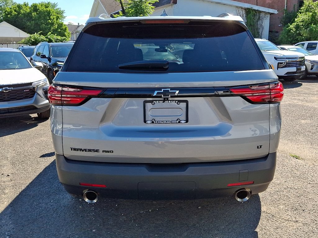 Certified 2023 Chevrolet Traverse LT w/ Midnight/Sport Edition AWD/4WD image 7