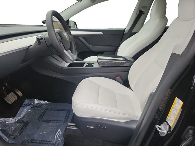 Used 2025 Tesla Model Y Long Range image 10