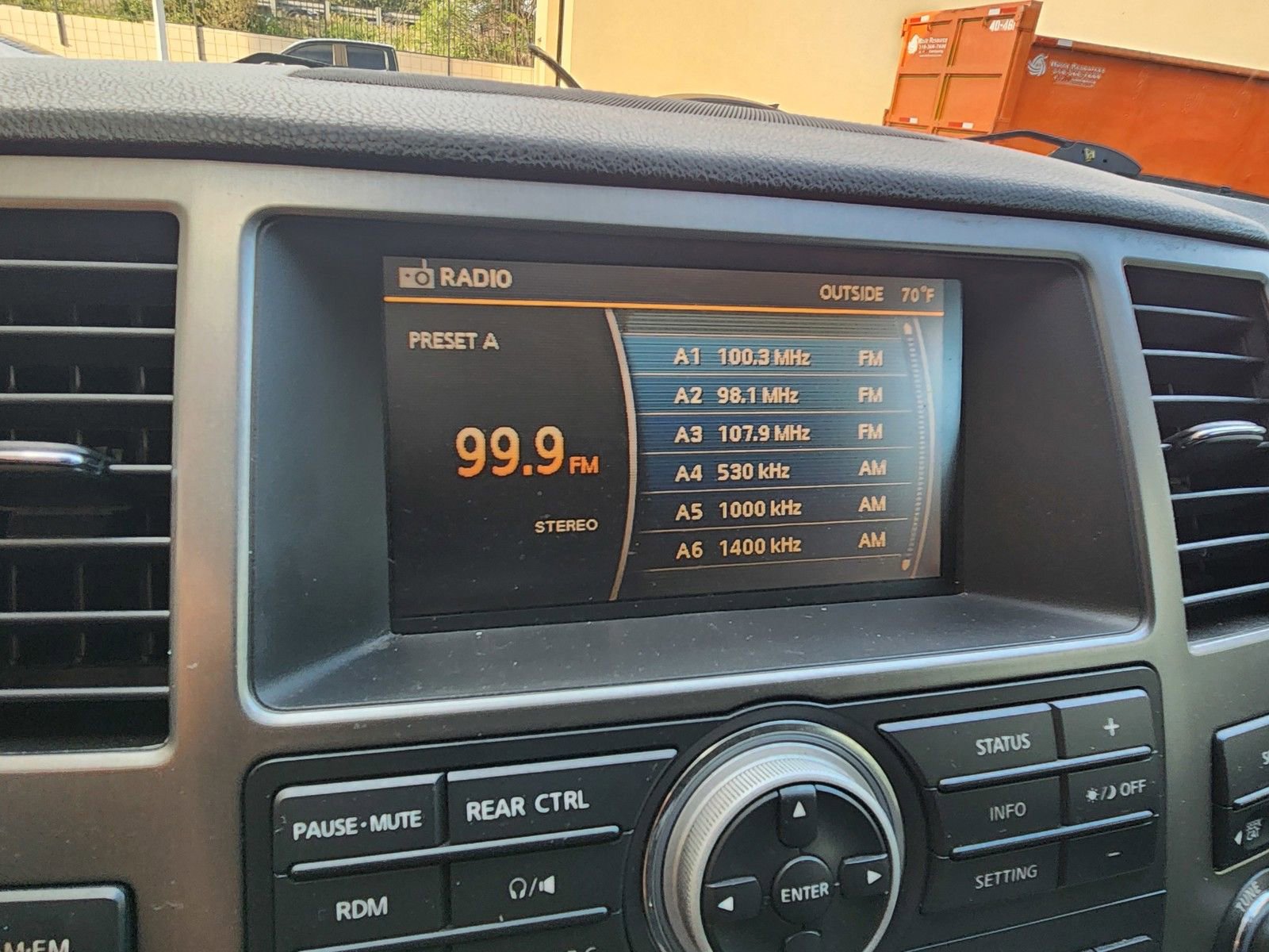 Used 2011 Nissan Armada SV image 41