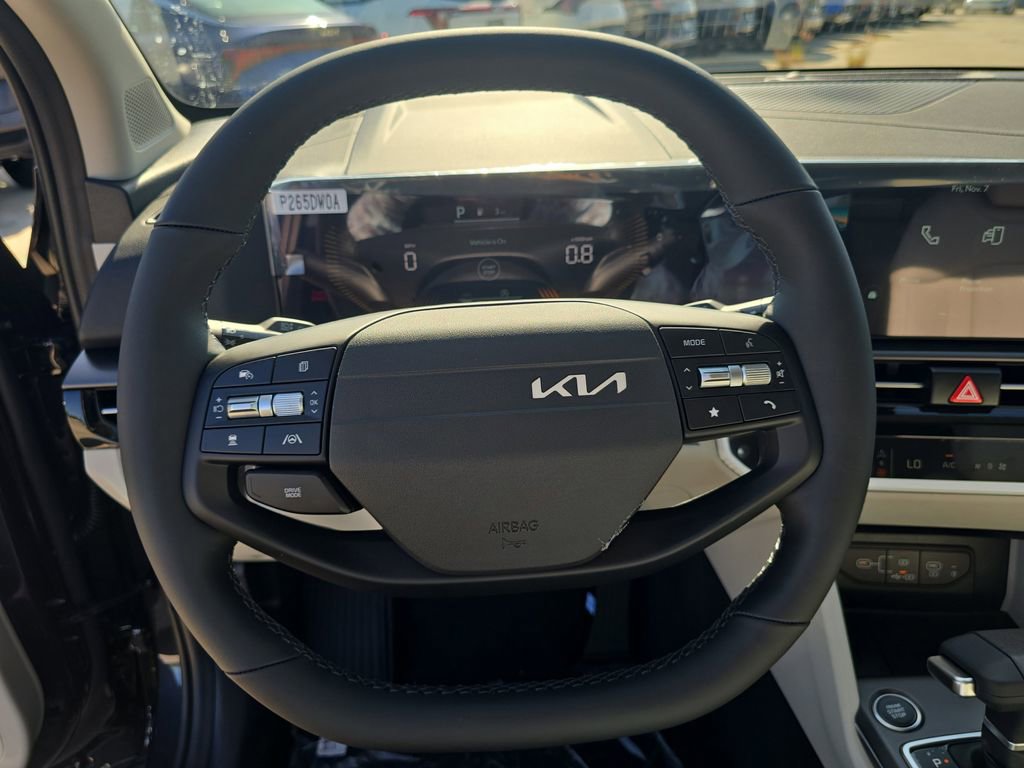 New 2026 Kia Sportage EX w/ EX Panorama Roof Package image 34