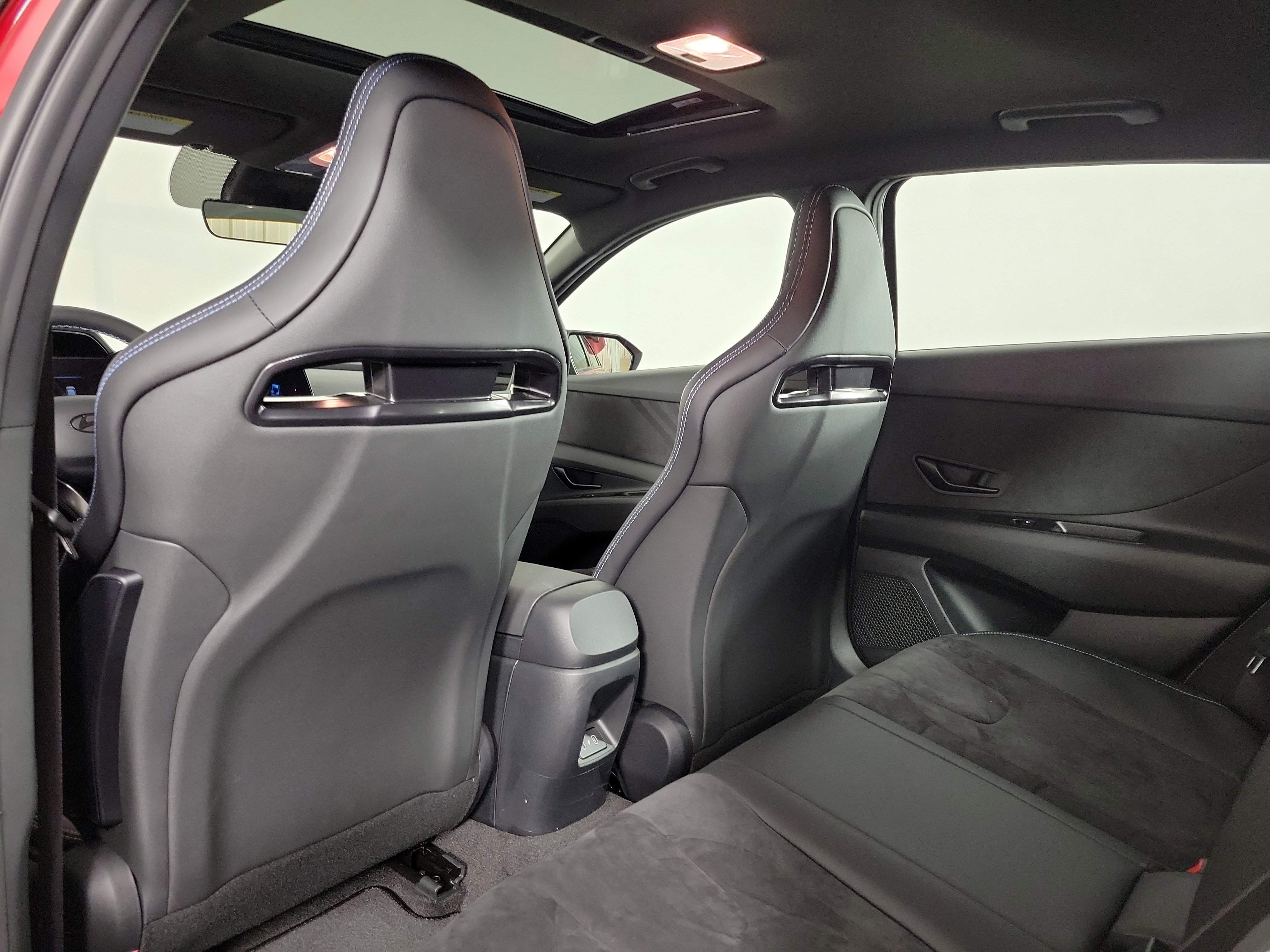 New 2026 Hyundai Elantra N w/ Cargo Package image 33