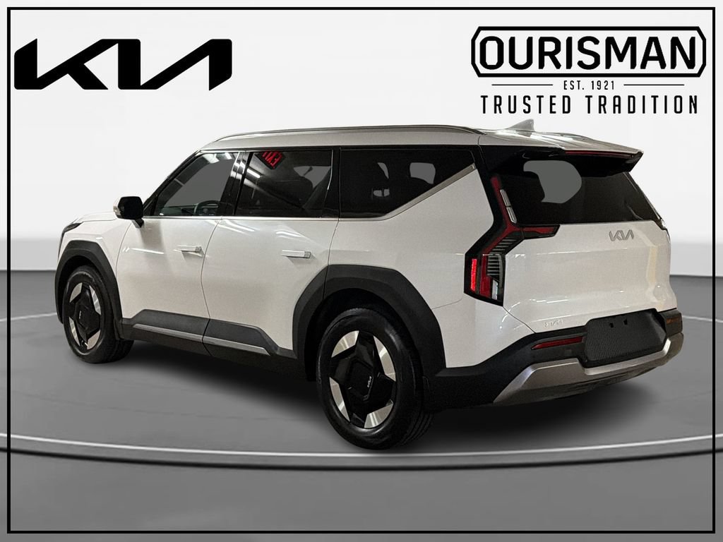 Certified 2024 Kia EV9 Wind AWD/4WD image 3