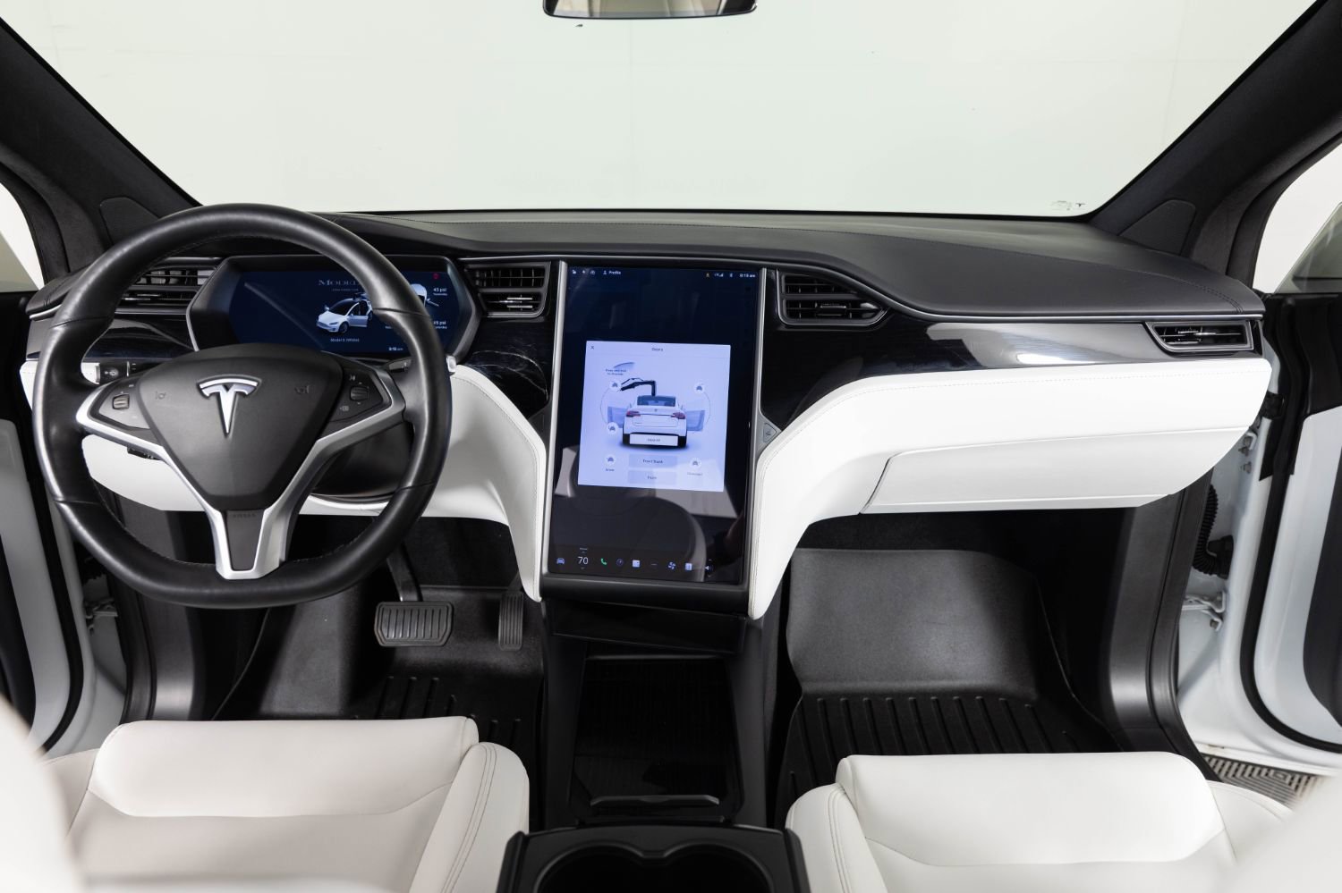 Used 2020 Tesla Model X Long Range image 40