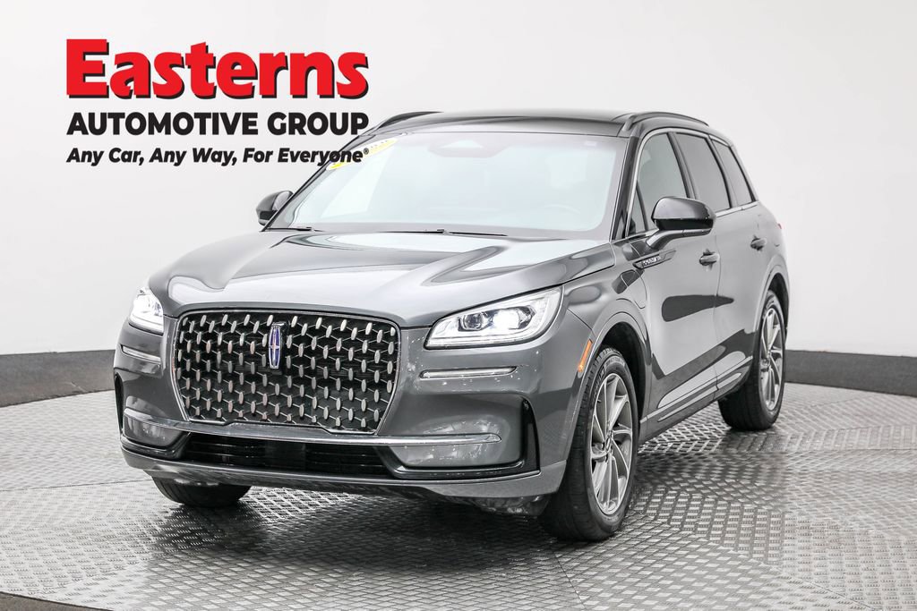 Used 2025 Lincoln Corsair Grand Touring w/ Towing Package image 1