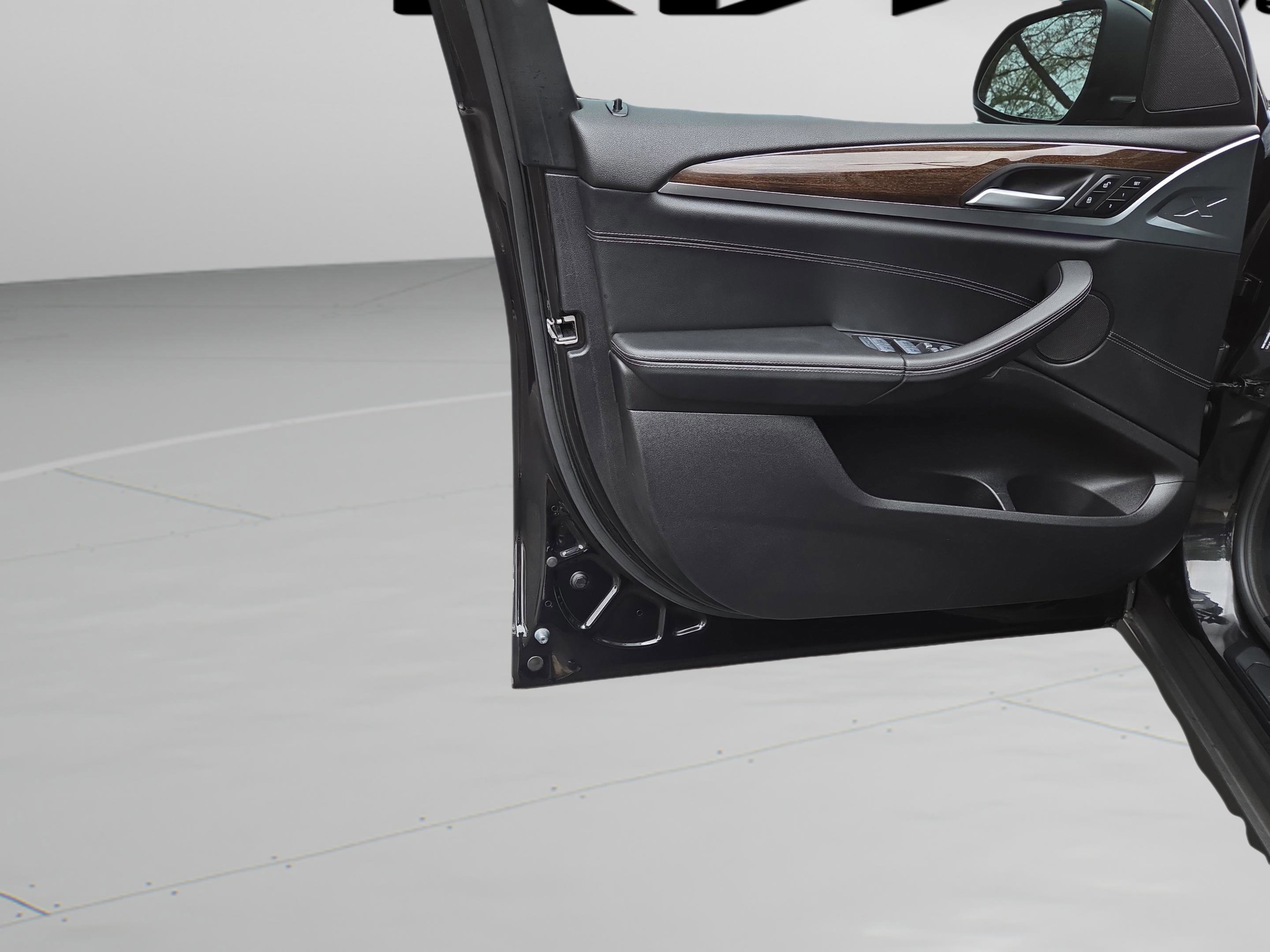 Used 2022 BMW X3 xDrive30i w/ Premium Package 2 image 25