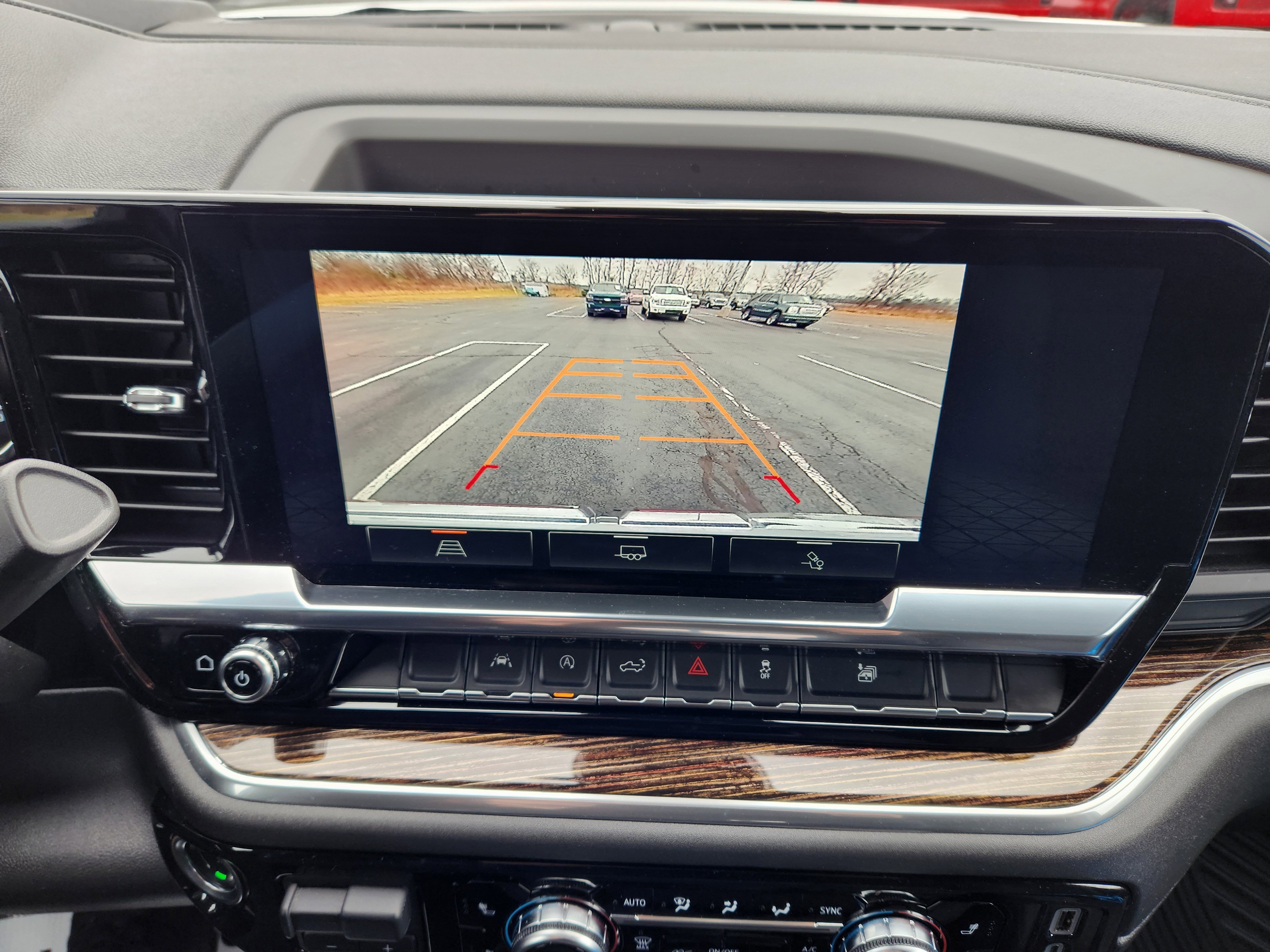 New 2025 GMC Sierra 1500 SLE w/ Preferred Package image 13