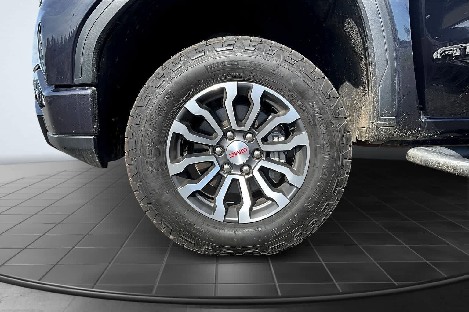 Used 2023 GMC Sierra 1500 AT4 AWD/4WD image 8