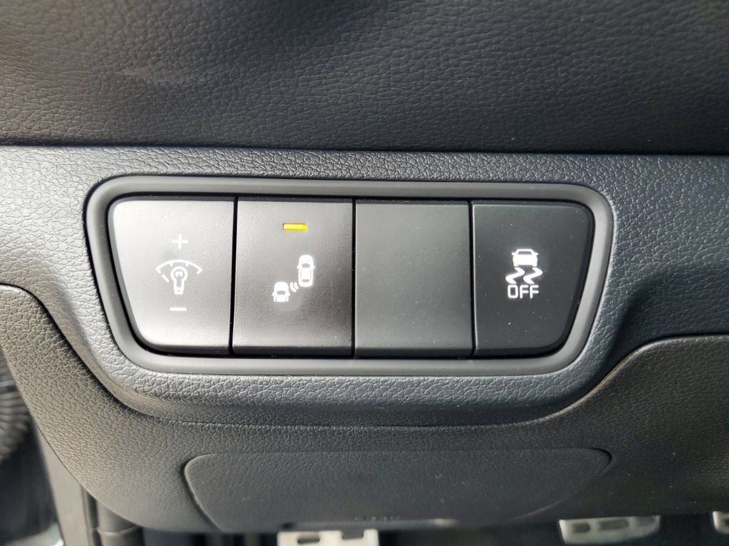 Used 2024 Kia Forte GT-Line FWD image 11