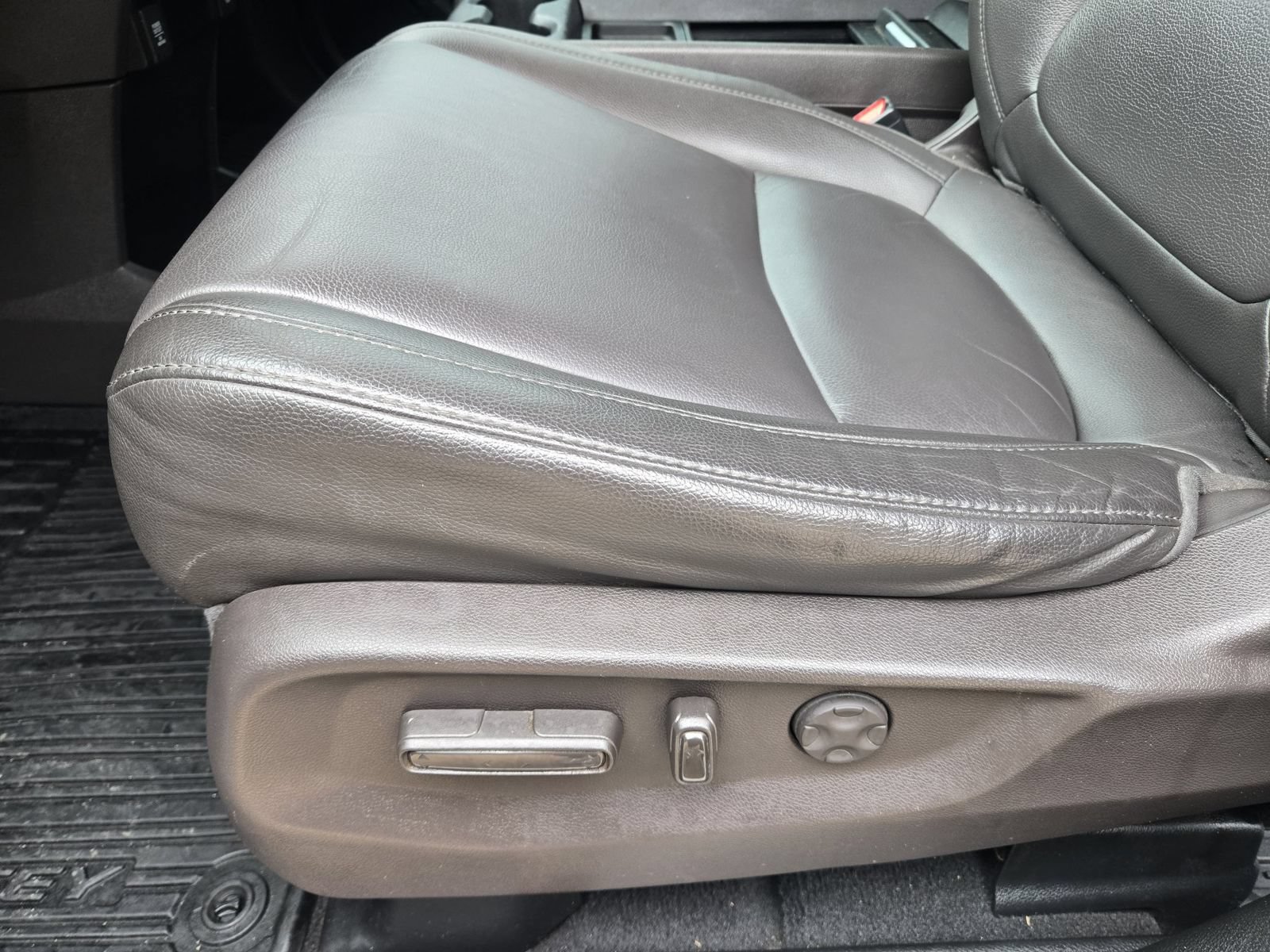 Used 2018 Honda Odyssey EX-L image 24