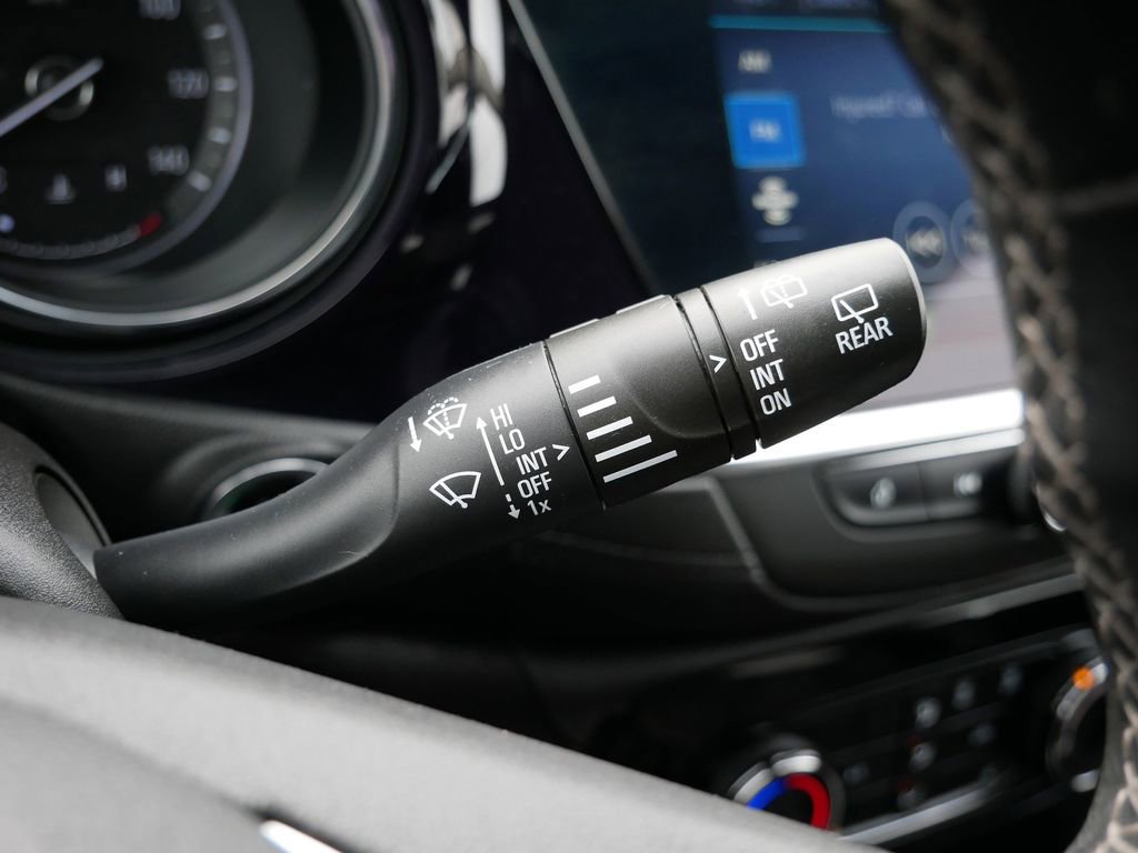 Used 2023 Buick Encore GX Preferred w/ Cold Weather Comfort Package AWD/4WD image 33