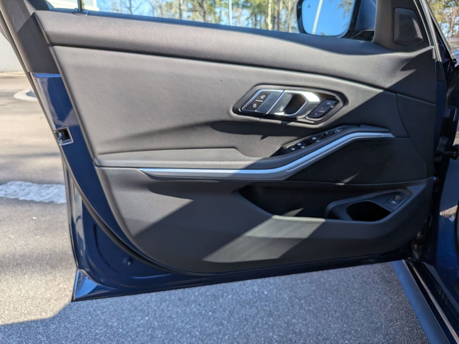 Used 2023 BMW 330i Sedan w/ Driving Assistance Package image 13