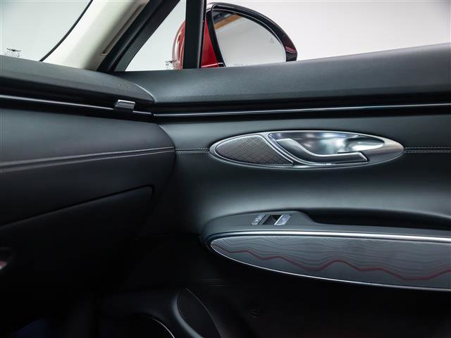 Used 2023 Genesis GV70 2.5T w/ Advanced Package image 28