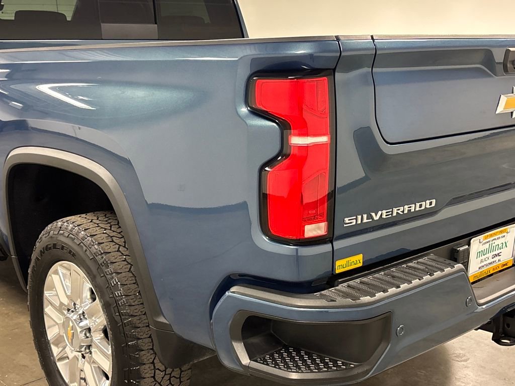 Used 2024 Chevrolet Silverado 2500 High Country w/ High Country Premium Package image 21