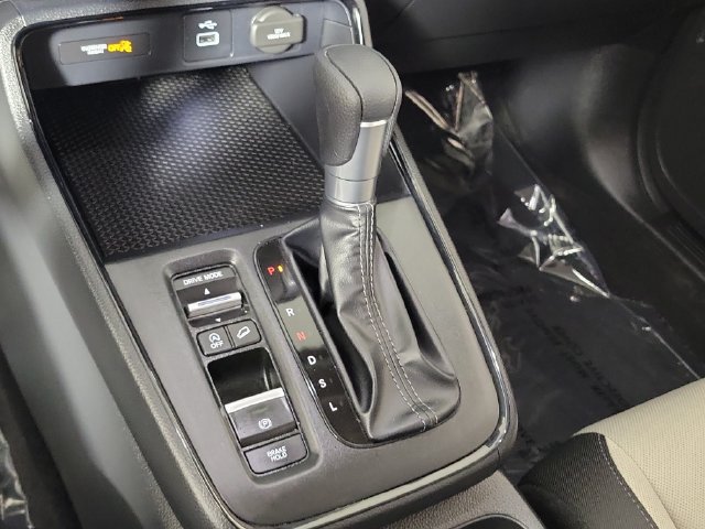 Used 2025 Honda CR-V LX image 29