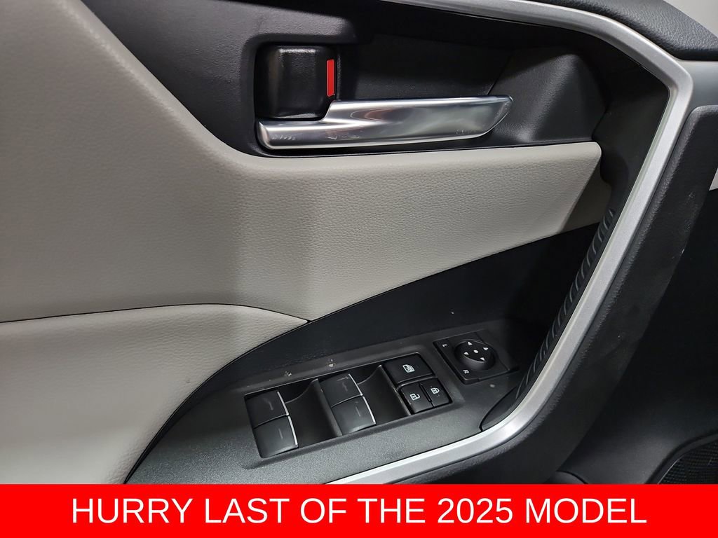 New 2025 Toyota RAV4 XLE image 10