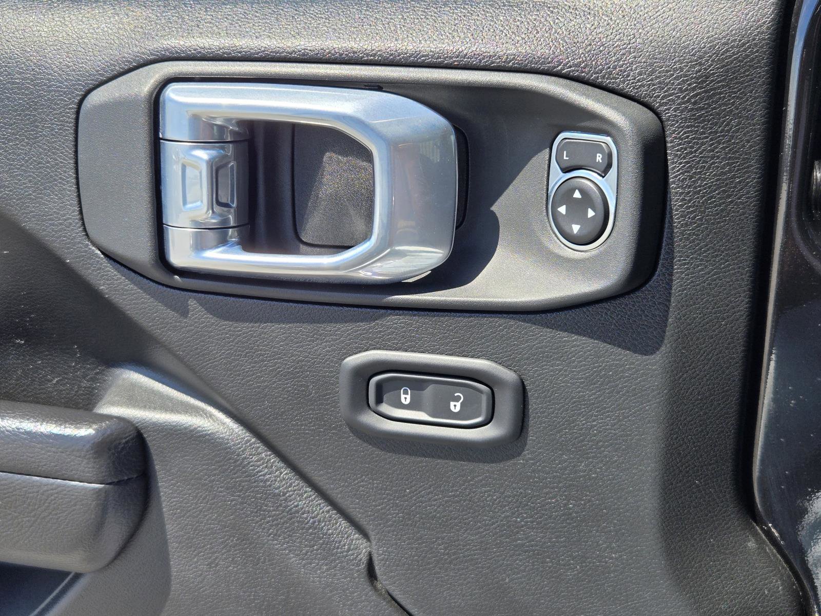 Certified 2022 Jeep Wrangler Unlimited Sport image 22