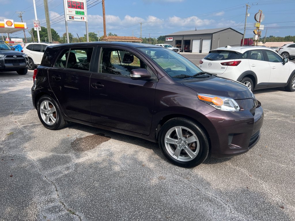 Used 2012 Scion xD FWD image 5