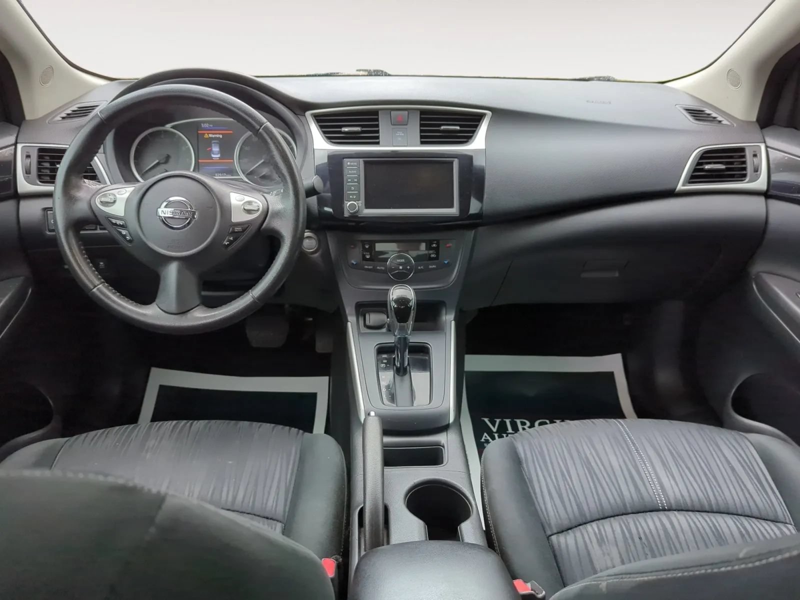 Used 2019 Nissan Sentra SV FWD image 3