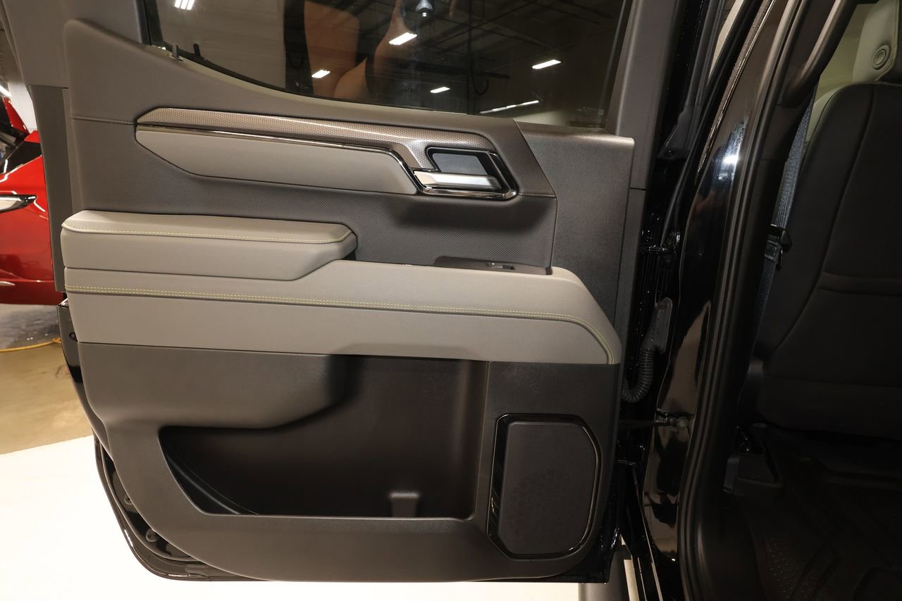 Used 2025 Chevrolet Silverado 1500 ZR2 w/ Technology Package image 22