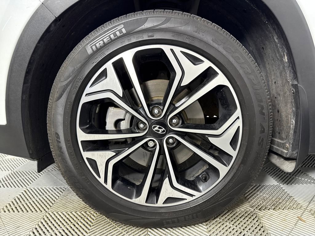 Used 2020 Hyundai Santa Fe Limited image 20