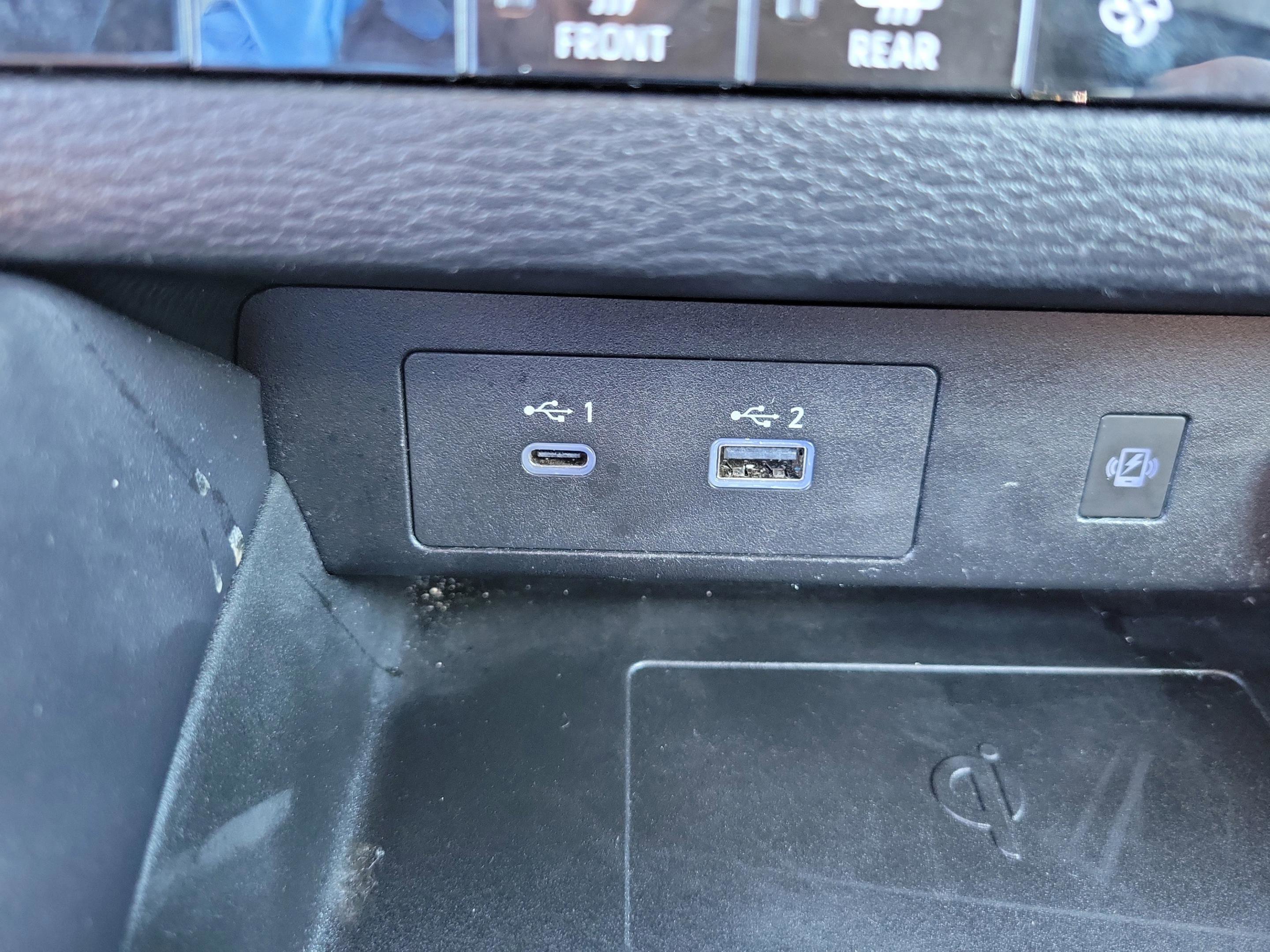 Used 2024 Mitsubishi Outlander SE image 31