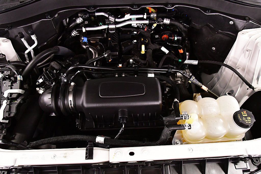 Used 2023 Ford Explorer XLT w/ Equipment Group 202A image 35